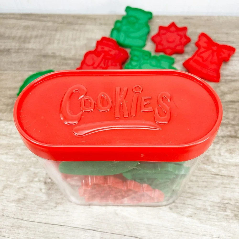 Vintage Christmas Cookie Cutter Set Red Green Plastic Holiday Shapes With Case